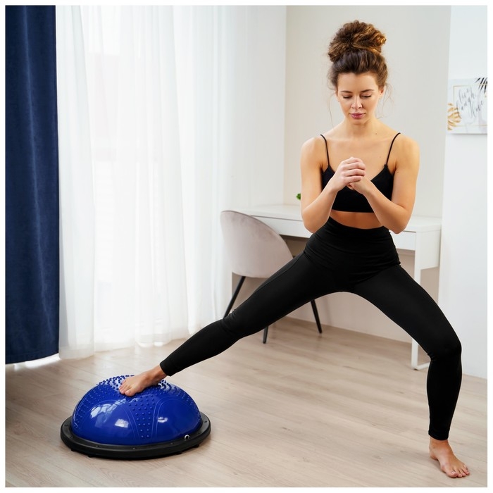 Полусфера BOSU гимнастическая ONLYTOP, массажная, с насосом, 55х25 см, цвет синий Полусфера BOSU гимнастическая ONLYTOP, массажная, с насосом, 55х25 см, цвет синий