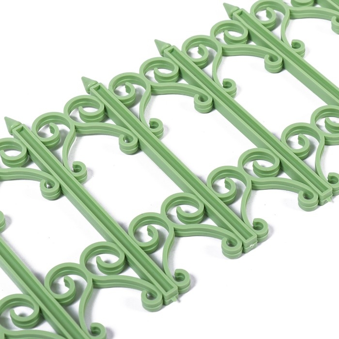 Ограждение декоративное, 25 × 180 см, 5 секций, пластик, салатовое, «Классика» Ограждение декоративное, 25 × 180 см, 5 секций, пластик, салатовое, «Классика»