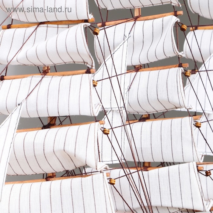 Корабль сувенирный большой &laquo;Дания&raquo;, борта белые, паруса белые с полосами, 65х65х10 см