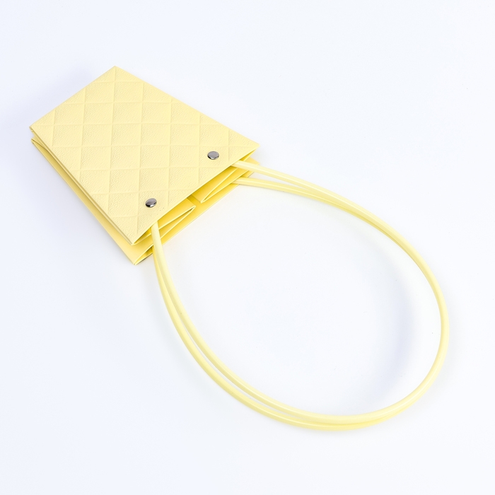 Сумка для цветов тиснение шампань влагостойкая, 12x12-8x8-12.5 см Сумка для цветов тиснение шампань влагостойкая, 12x12-8x8-12.5 см