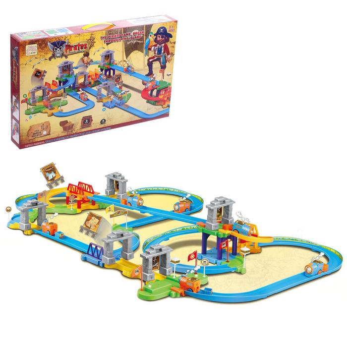 Железная дорога &laquo;Пиратские истории&raquo;, работает от батареек, 90 деталей