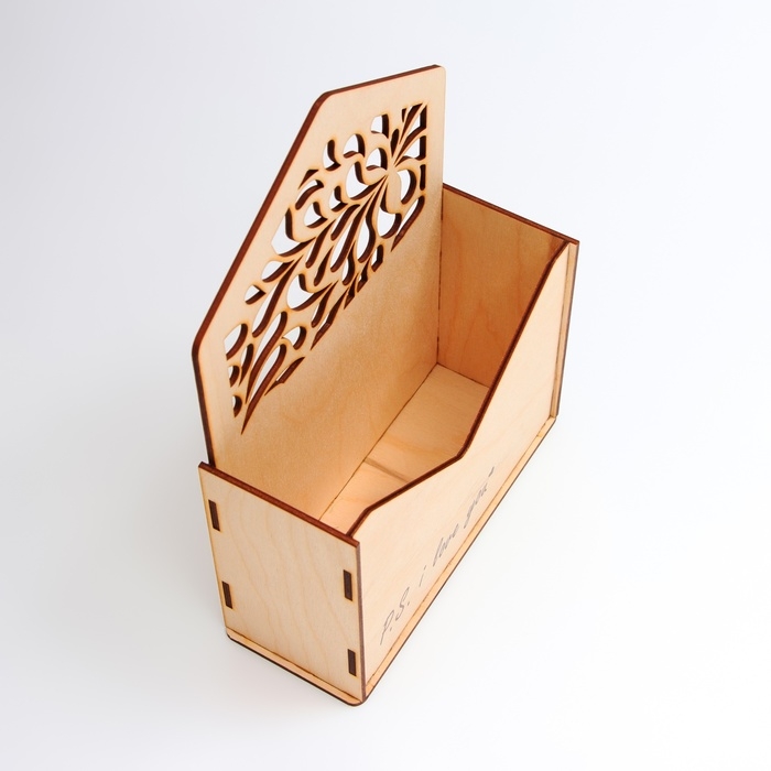 Кашпо деревянное   Кашпо деревянное  "  I love you " 18 х 24 х 7 см