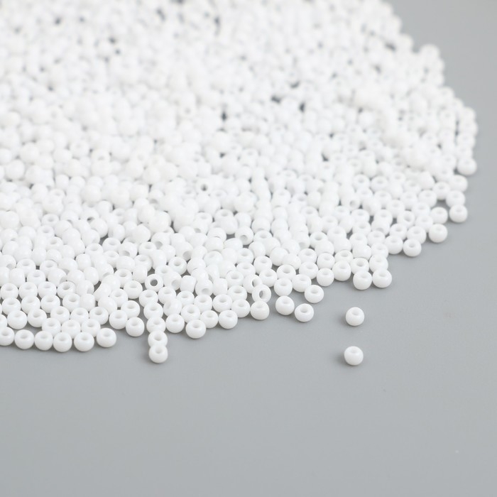 Бисер стекло 8/0  Бисер стекло 8/0 "Маршмеллоу. Глянец. Белоснежный" 10 гр