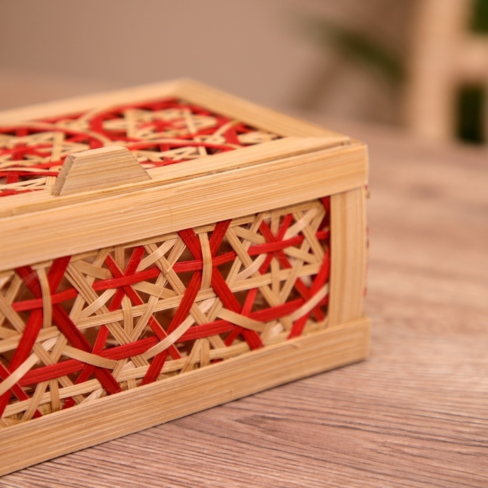 Шкатулка из бамбука 17х10х7 см Шкатулка из бамбука 17х10х7 см