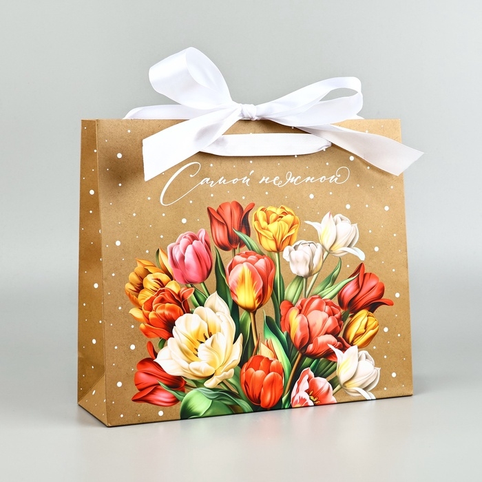 Пакет ламинированный с лентой «Самой нежной», M 30 × 9 × 26 см Пакет ламинированный с лентой «Самой нежной», M 30 × 9 × 26 см