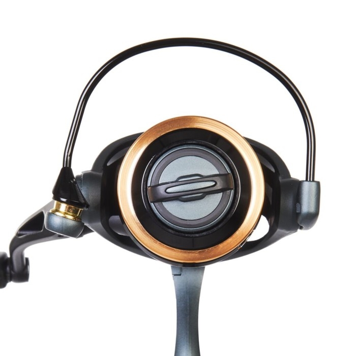 Катушка безынерционная Salmo Elite HEAVY JIG 8 2500FD Катушка безынерционная Salmo Elite HEAVY JIG 8 2500FD