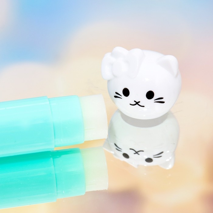 Губная помада гигиеническая «Котенок», с яблоком Губная помада гигиеническая «Котенок», с яблоком