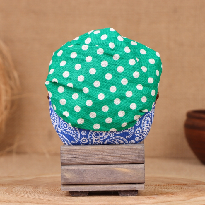 Домовой Домовой "Фома", на сундуке, 17х11х10 см