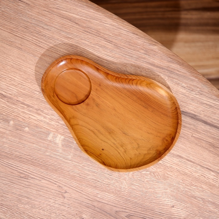 Блюдо для подачи закуски и соуса, тиковое дерево 18х1,5х25 см Блюдо для подачи закуски и соуса, тиковое дерево 18х1,5х25 см