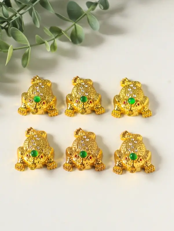 Набор нэцкэ фигурок 6 шт. &laquo;Денежная жаба с монетой&raquo;, металл под золото, подарочные, 4&times;5.4&times;2 см