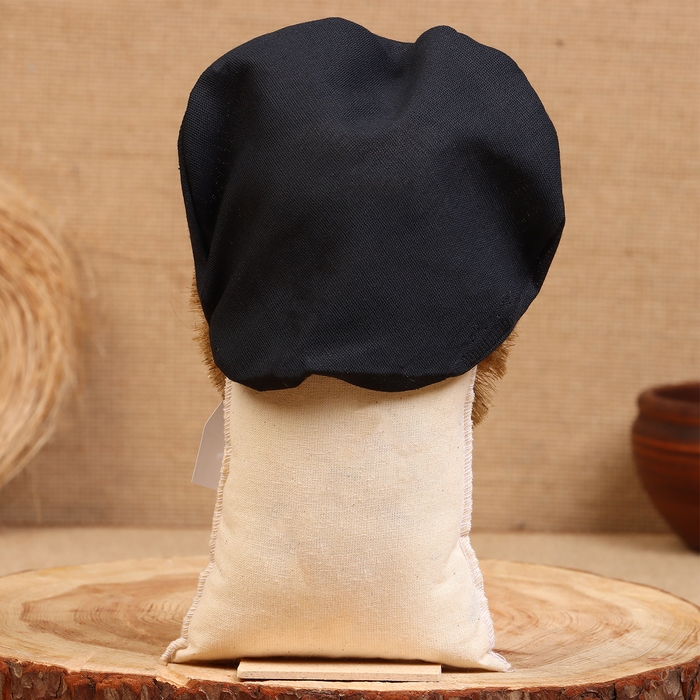 Оберег Оберег "Домовой в кепке, к деньгам, с кошельком", лён, 18 см