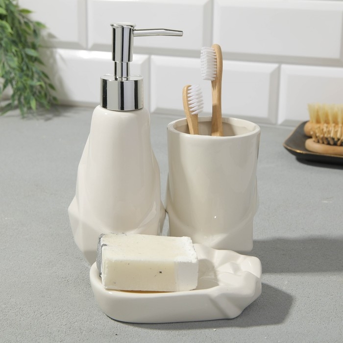 Набор: дозатор, стакан, мыльница «Белый» Набор: дозатор, стакан, мыльница «Белый»