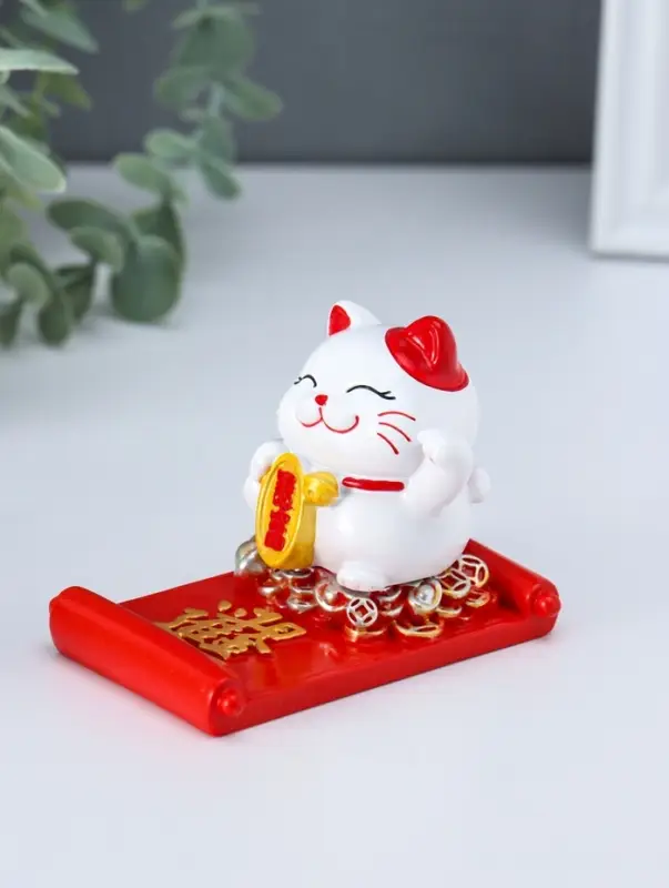 Сувенир полистоун подставка под телефон "Манэки-нэко с пожеланием" 5,8х8,5х6,5 см