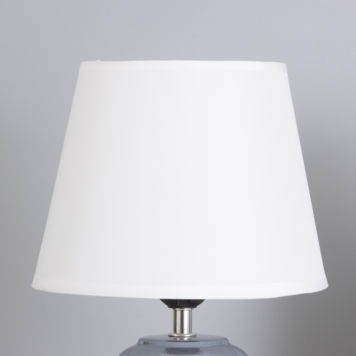 Лампа настольная Лампа настольная "Блеск" 1х40Вт Е27 мягкий серый 20х20х32см