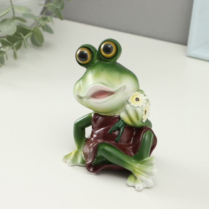 Фигурка  Фигурка "Лягушка с ромашкой" 7х9,5х11,5см