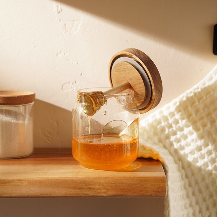 Баночка для меда с крышкой и ложкой из акации SL Home Баночка для меда с крышкой и ложкой из акации SL Home "Южная акация" 450 мл, 9х13,5 см