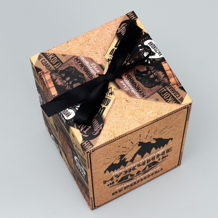 Коробка подарочная складная, упаковка, «Настоящему мужчине», 12 х 18 х 12 см Коробка подарочная складная, упаковка, «Настоящему мужчине», 12 х 18 х 12 см