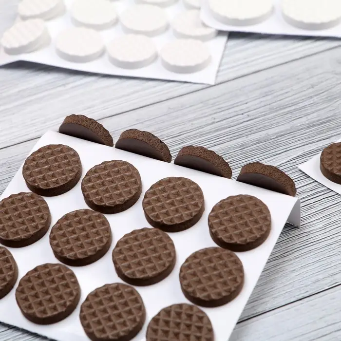 Накладка мебельная круглая ТУНДРА, d=18 мм, 32 шт., полимерная, коричневая