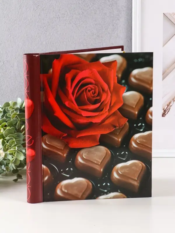 Фотоальбом 10 магнитных листов Фотоальбом 10 магнитных листов "Алая роза" 23X28см, пер-т внутр.спираль