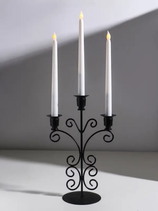Подсвечник металл на 3 свечи  Подсвечник металл на 3 свечи "С завитками" d=2,5 см чёрный 19х11х30 см