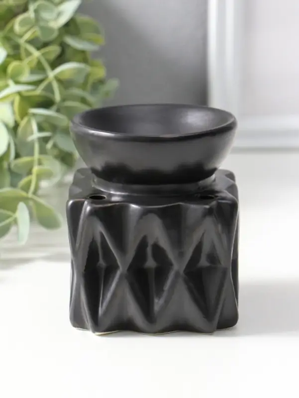 Аромалампа для эфирных масел &laquo;Грани. Куб&raquo;, чёрные, 8&times;8&times;9.5 см