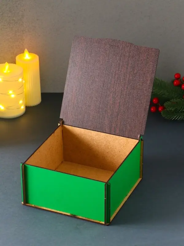 Короб сувенирный, новогодний, подарочный №5 "С Новым Годом" 18х18х9,5 см