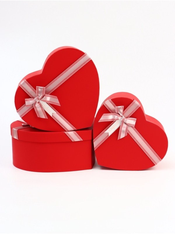 Набор коробок 3 в 1 сердца 31 х 27 х 13,3; 28 х 25 х 11,7; 26 х 23 х 10,3 см