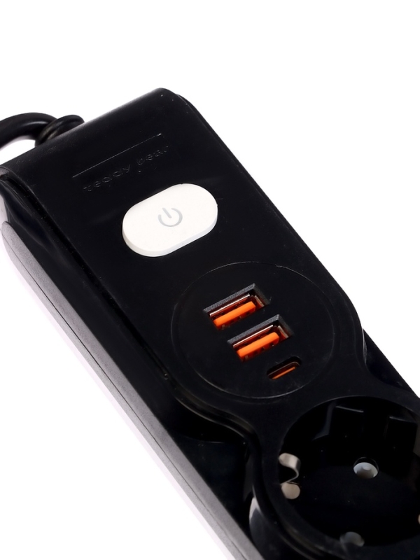 Удлинитель 3 розетки, 3м, 1300 Вт, 3х0.75 мм2, 2 USB-A+USB-C, 2.1А, с з/к, с выкл. Удлинитель 3 розетки, 3м, 1300 Вт, 3х0.75 мм2, 2 USB-A+USB-C, 2.1А, с з/к, с выкл.