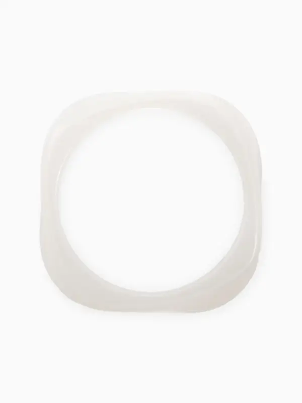 Браслет на руку широкий акриловый, цвет белый