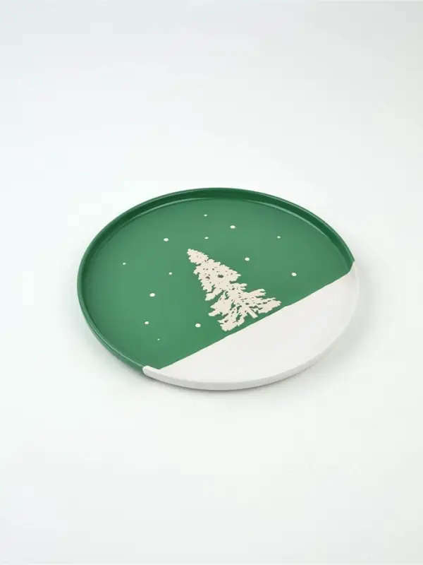 Тарелка новогодняя плоская &laquo;Зимний лес&raquo;, d=21.7 см, ручная работа