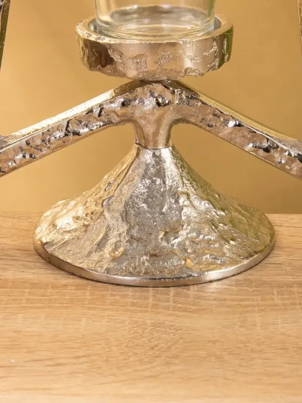 Подсвечник со стеклом &laquo;Звезда&raquo;, 28&times;10.5&times;29.5 см, алюминий