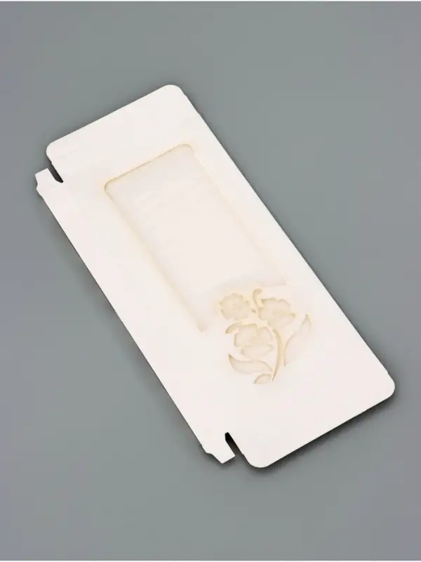 Подарочная коробка под плитку шоколада, с вырубным окном, «Цветочки», 17.1×8×1.4 см Подарочная коробка под плитку шоколада, с вырубным окном, «Цветочки», 17.1×8×1.4 см