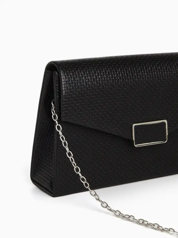 Сумка-клатч женская вечерняя на магните, на длинной серебристой цепочке, чёрная