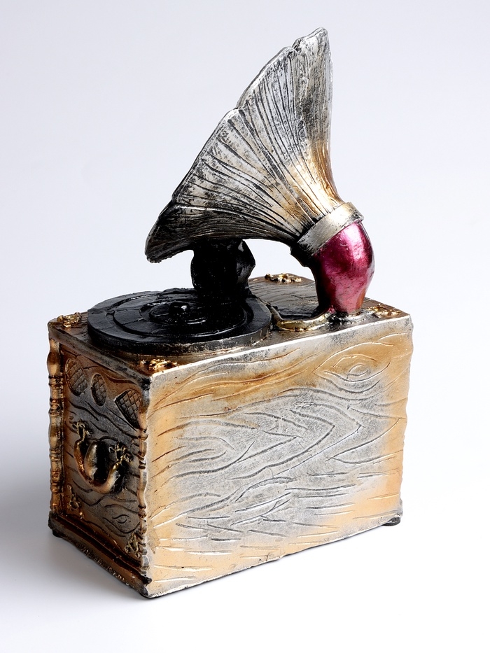 Часы настольные интерьерные, «Граммофон», на батарейках, 15.5×9.5×24.5 см, d-7 см