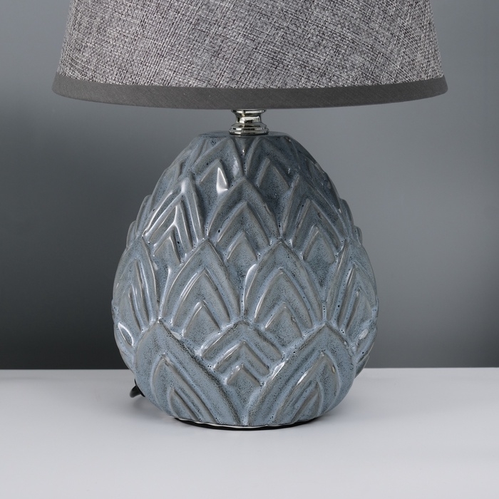 Настольная лампа с абажуром RISALUX «Аурелия», Е14, 40 Вт, серый, 20×20×33.5 см Настольная лампа с абажуром RISALUX «Аурелия», Е14, 40 Вт, серый, 20×20×33.5 см