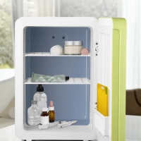 Холодильник для косметики мини КТ-4109 - 10 л. - 52 Вт Холодильник для косметики мини КТ-4109 - 10 л. - 52 Вт