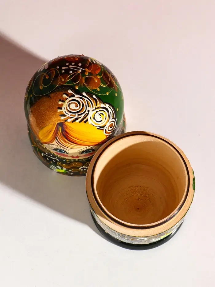 Матрёшка дерево «Марфа», чёрно-зелёный платок, 5-кукольная, 19 см