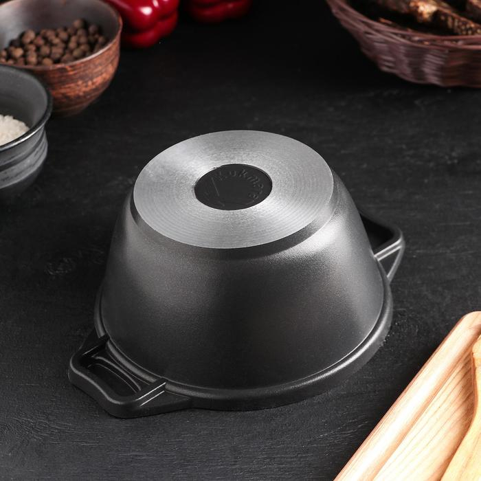 Кастрюля «Традиция», 1 л, 23×18×9 см, антипригарное покрытие, цвет чёрный Кастрюля «Традиция», 1 л, 23×18×9 см, антипригарное покрытие, цвет чёрный