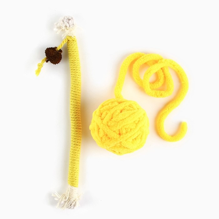 Игрушка для кошек. Набор игрушек мататаби и клубок, желтый цвет Игрушка для кошек. Набор игрушек мататаби и клубок, желтый цвет