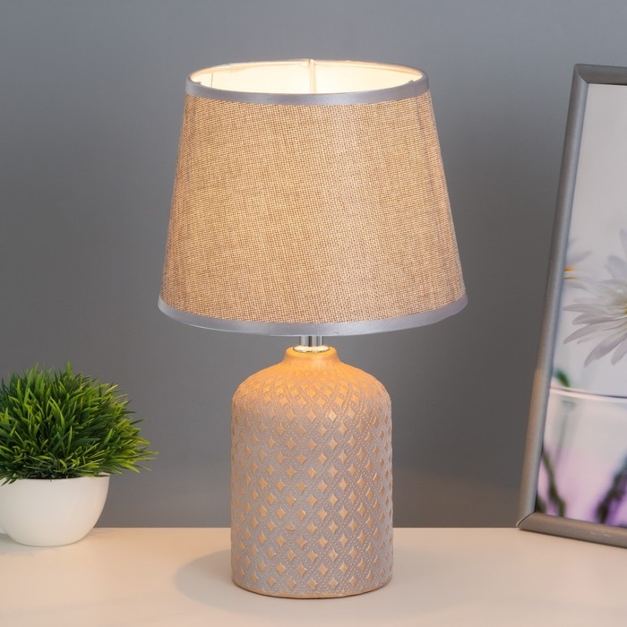 Настольная лампа Настольная лампа "Джемма" Е14 40Вт серебристо-серый 20х20х33 см RISALUX