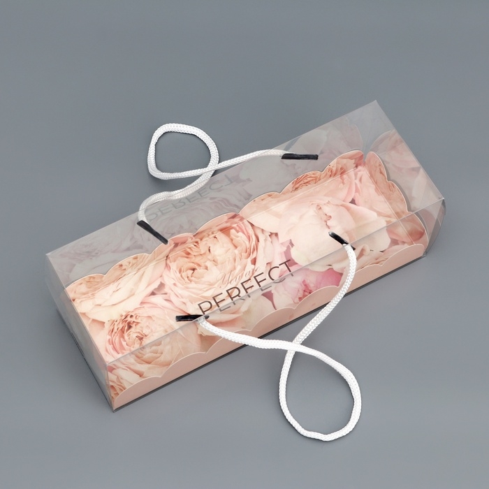 Коробка под рулет,  Коробка под рулет, "Розы", 22,5 х 7,8 х 7,8 см. Кондитерская упаковка