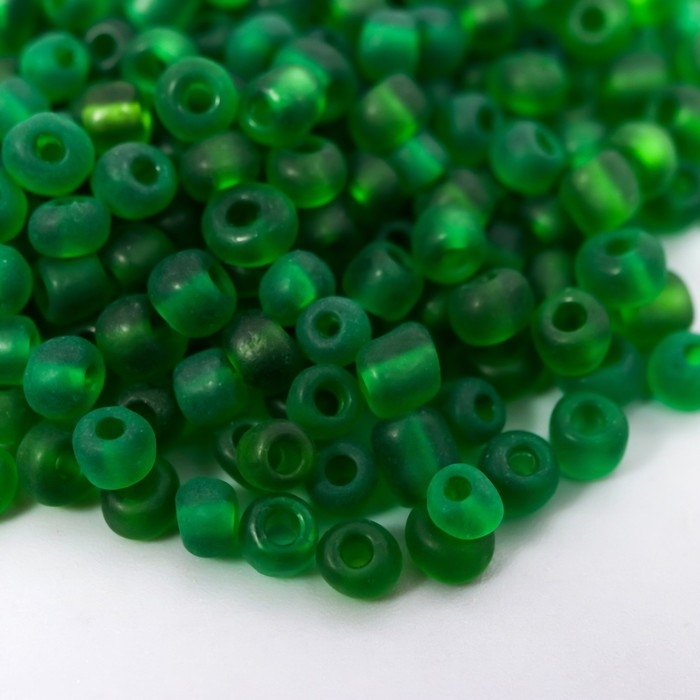 Бисер стекло 6/0  Бисер стекло 6/0 "Матовый полупрозрачный. Зелёный мох" 30 гр