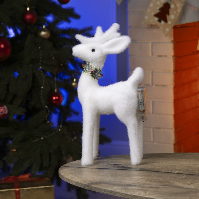 Светодиодная фигура «Олень» 16 × 30 × 9 см, флок, батарейки ААх2 (не в комплекте), свечение тёплое белое Светодиодная фигура «Олень» 16 × 30 × 9 см, флок, батарейки ААх2 (не в комплекте), свечение тёплое белое