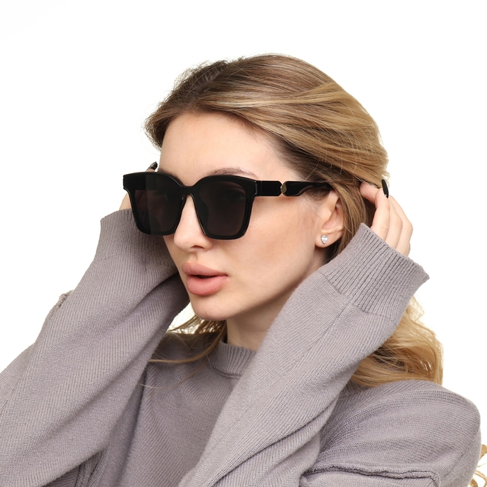 Очки солнцезащитные женские Очки солнцезащитные женские "OneSun", uv 400, дужка 15 см, линза 5.2х4.2 см