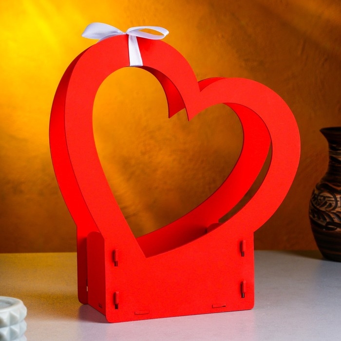 Кашпо деревянное-сердце "Dream", 24х10х27,5 см, дуб, красный