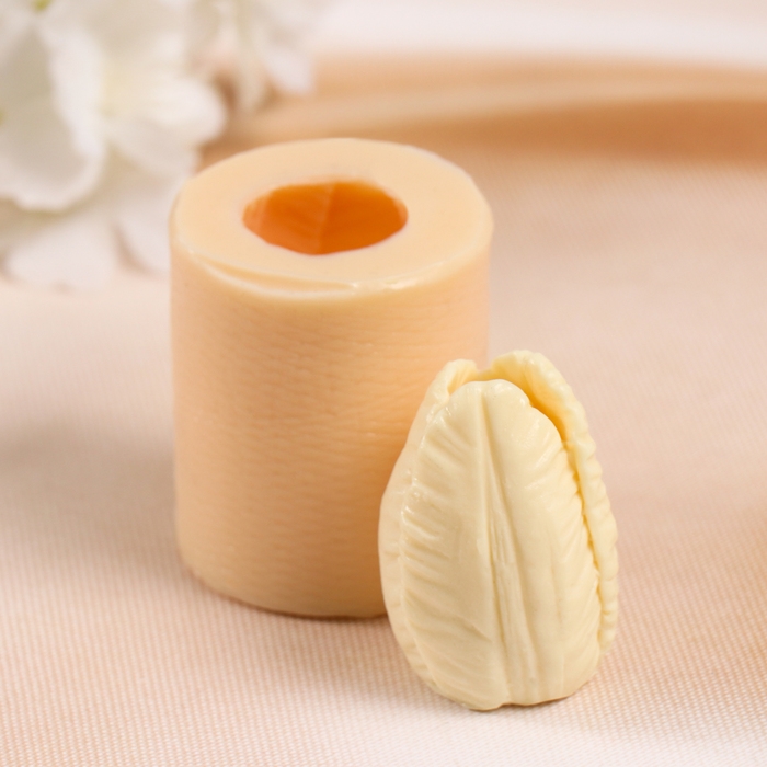 Молд силиконовый "Бутон тюльпана" 3х3х4,5 см