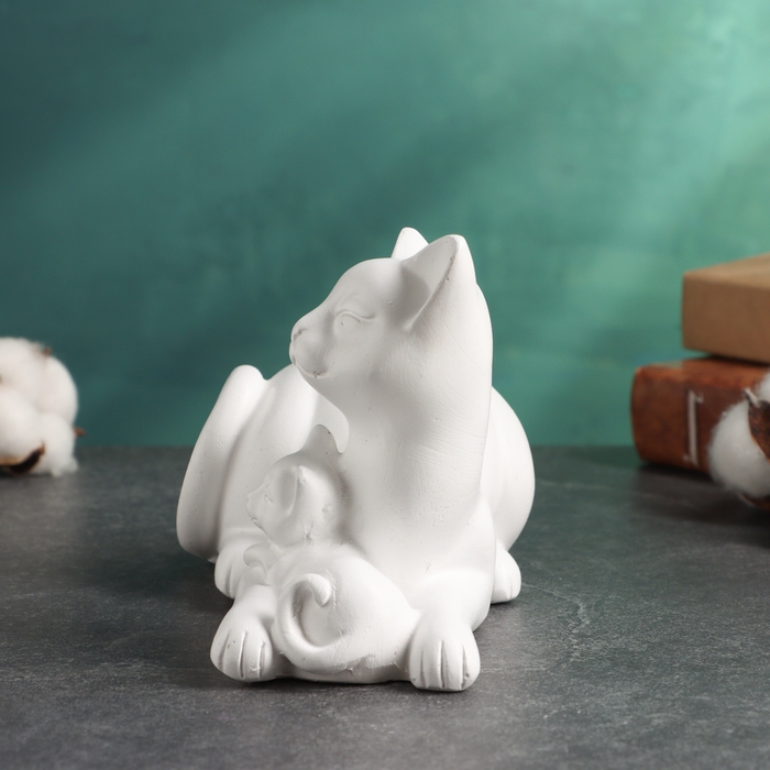Фигура Фигура "Котики лежат" белые, 18х10х12см