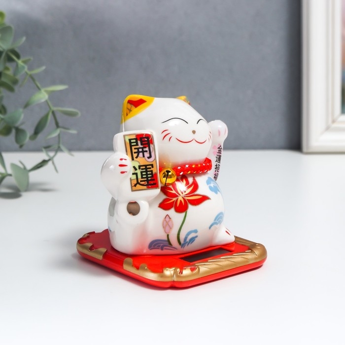 Маятник керамика Маятник керамика "Манэки-нэко с цветком" от солнечных батарей 10х8,3х9,7 см