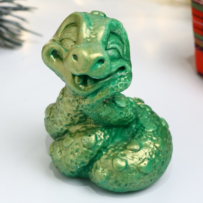 Новый год. Символ 2025. Фигура Новый год. Символ 2025. Фигура "Змея малыш" светло-зеленая, 5х4см