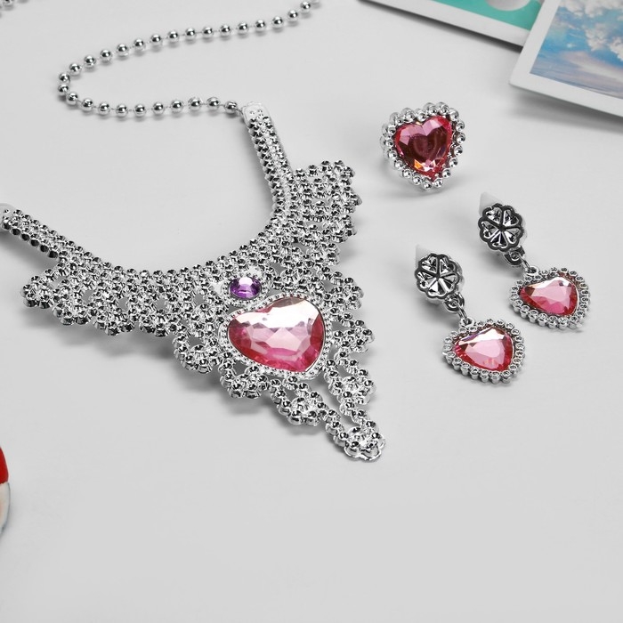 Набор детский «Выбражулька» 3 предмета: клипсы, колье, кольцо, сердце, цвет розовый Набор детский «Выбражулька» 3 предмета: клипсы, колье, кольцо, сердце, цвет розовый